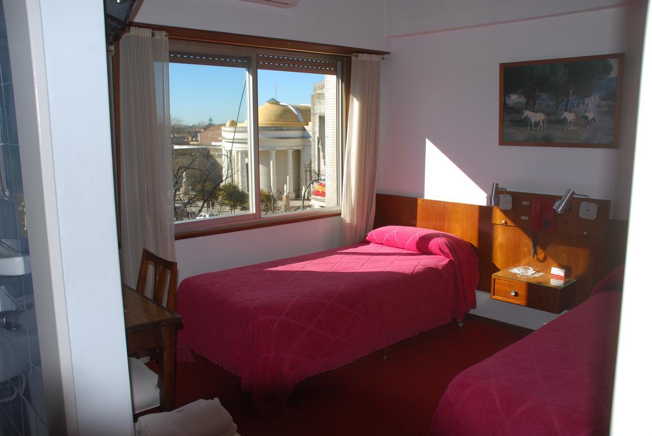 Plaza Hotel Dolores  Eksteriør billede